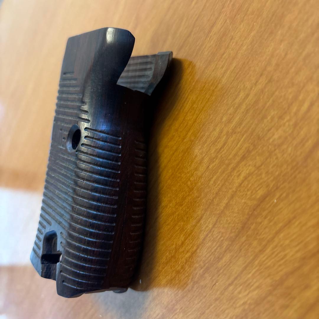 キャロムショット マルゼン ワルサーP38用 P38ココボロストレイクグリップ