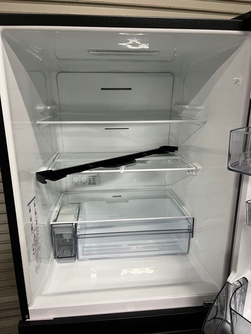 ☆1.【極美品】TOSHIBA 3ドア冷蔵庫 GR-W33SC 2025年製