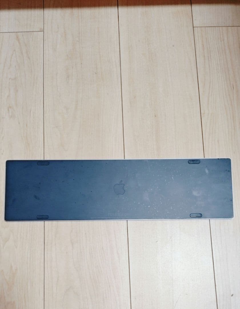 Apple magic keyboard テンキー充電タイプ 充電