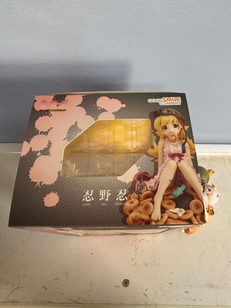 グッドスマイルカンパニー　忍野忍　フィギュア