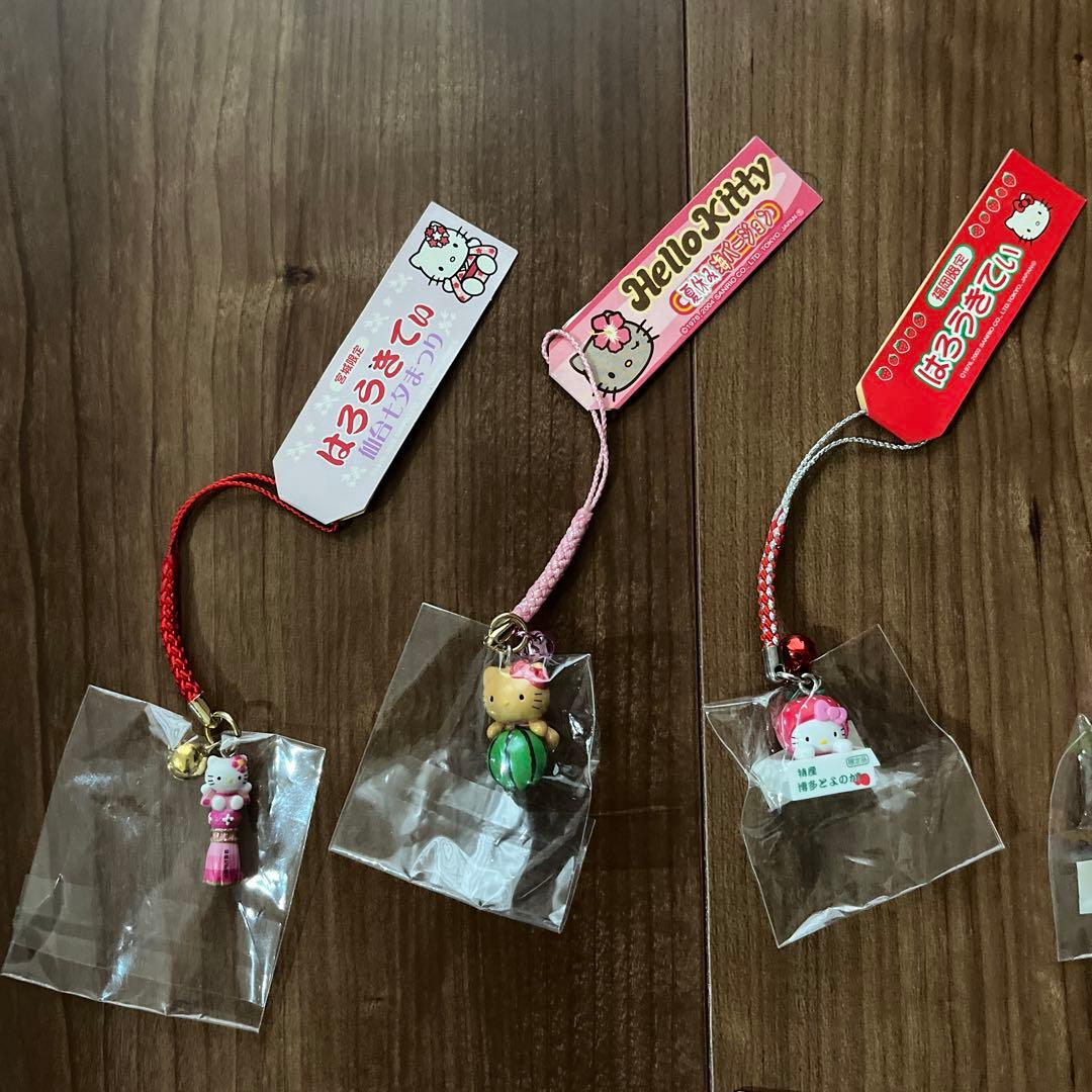 ハローキティ　ご当地ストラップ
