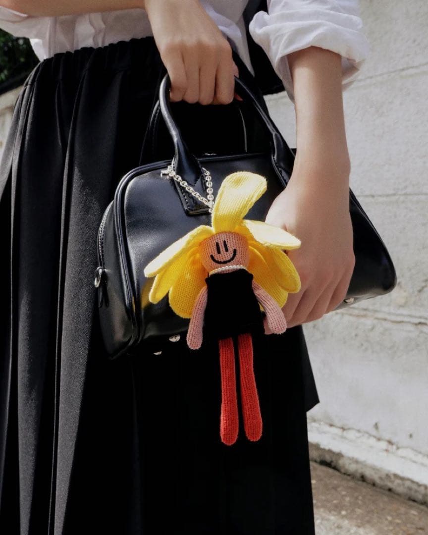 ZO&FRIENDS ニットぬいぐるみキーリング A&NE GD ジヨン - メルカリ