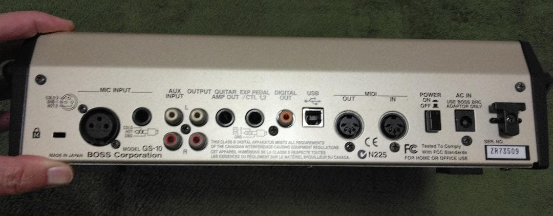 サ*き様 BOSS GS-10 ギター＆ベースエフェクトシステム 美品