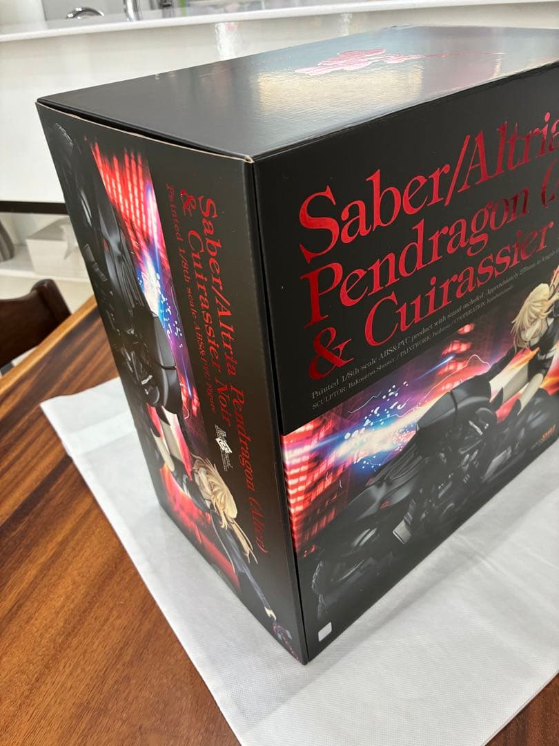 【新品未開封品】アルトリア・ペンドラゴン〔オルタ〕&キュイラッシェ・ノワール