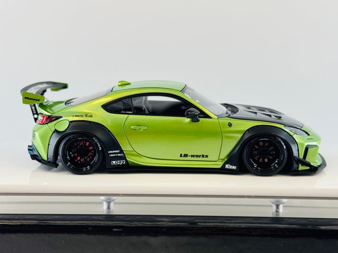 EIDOLON 1/43 LB Nation GR86 パールグリーン