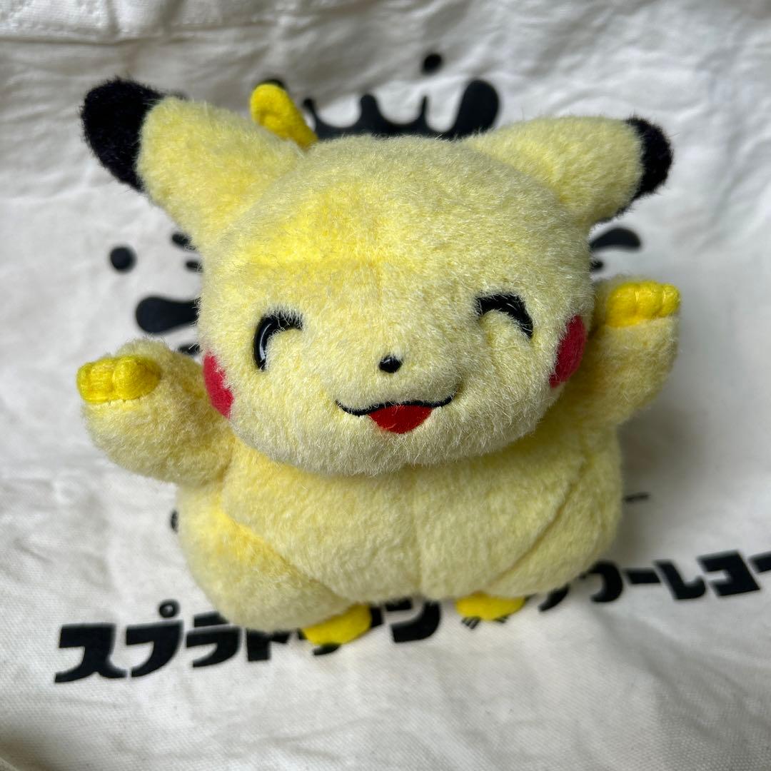 ピカチュウ ぬいぐるみ 初期ピカ TOMY 笑顔 にっこり ＼( ^ ∀ ^)／