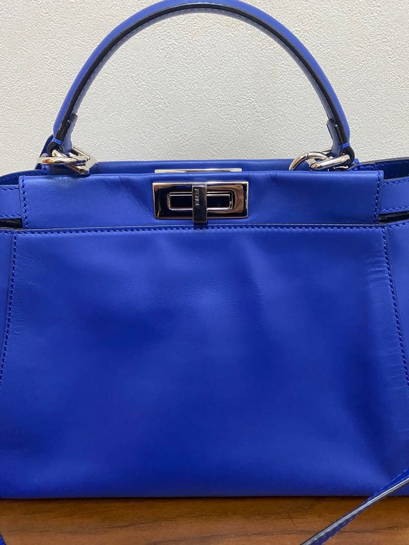 フェンディ　ピーカブー　青　8BN226-Q9N