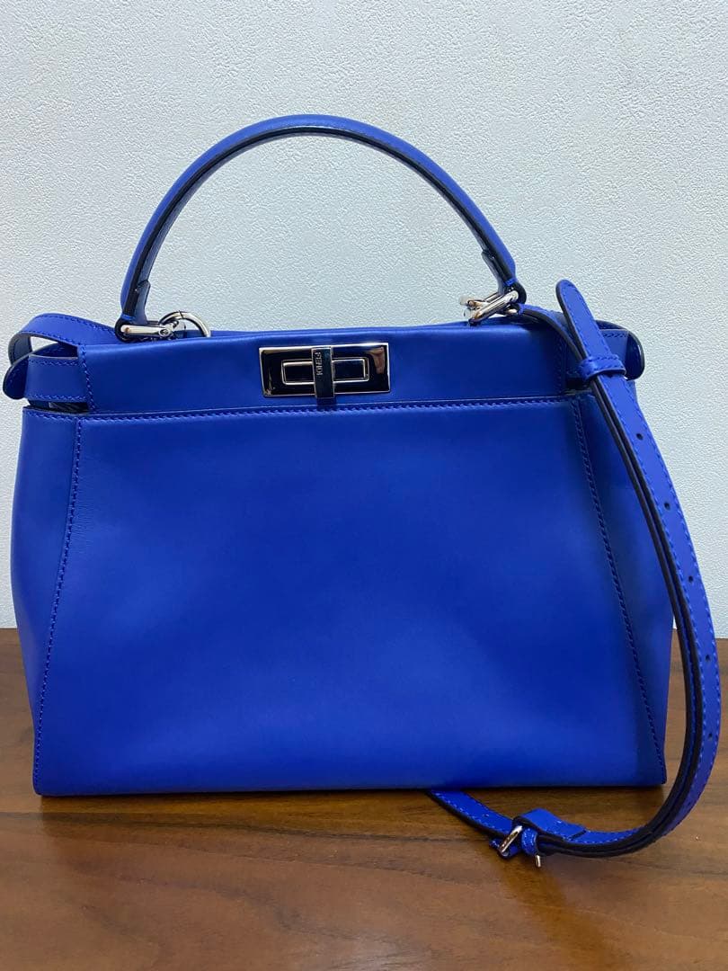 フェンディ　ピーカブー　青　8BN226-Q9N