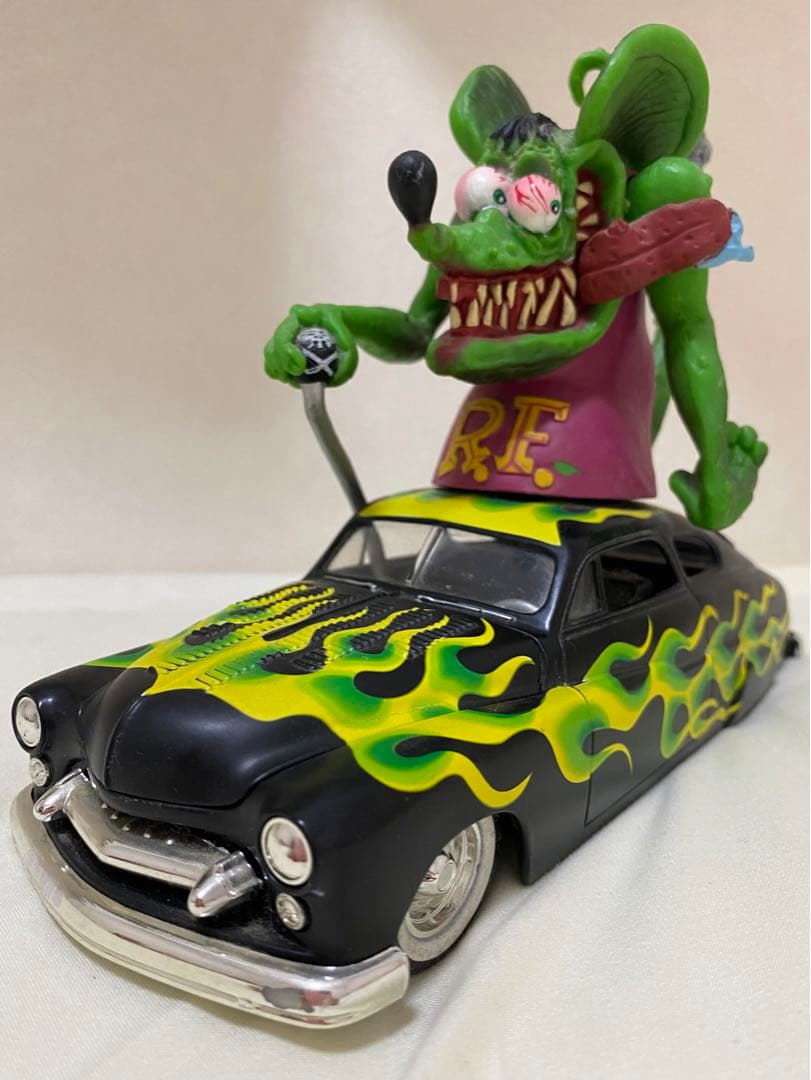 希少品】RATFINKラットフィンクMERCURYスレッドHOTRODムーン フィギュア