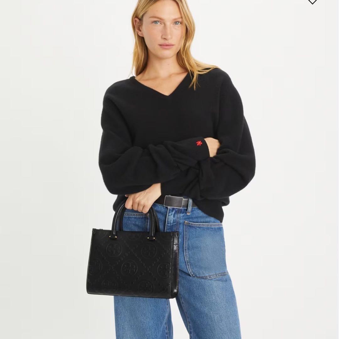 新作入荷✨️】トリーバーチ Tモノグラム トップハンドル エンボス