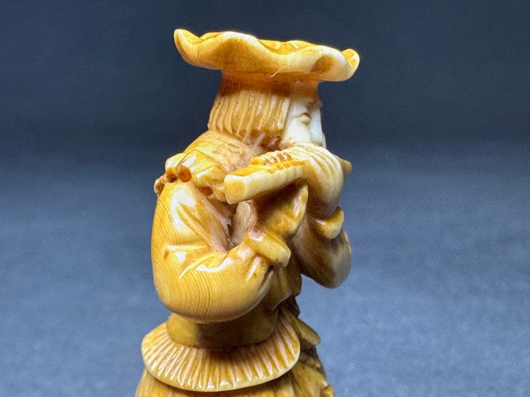 極上 根付 天然素材 アンティーク 和彫 置物 骨董 飾り物 古美術品