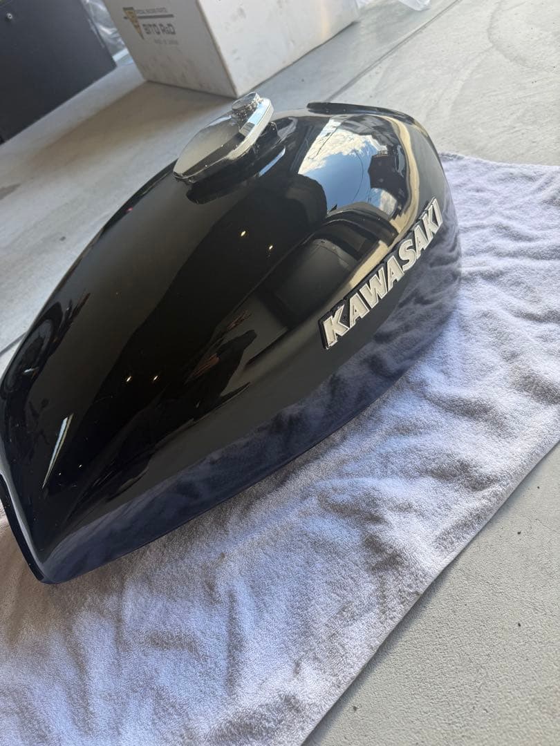 Kawasaki KZ1000 ガソリンタンク ピンゲル付き 楽天市場】PINGEL
