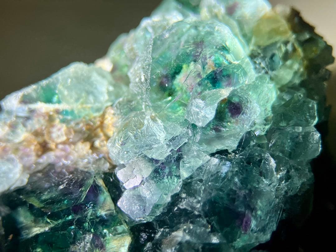 オコルスApit body産 フローライト 鉱物標本 - メルカリ