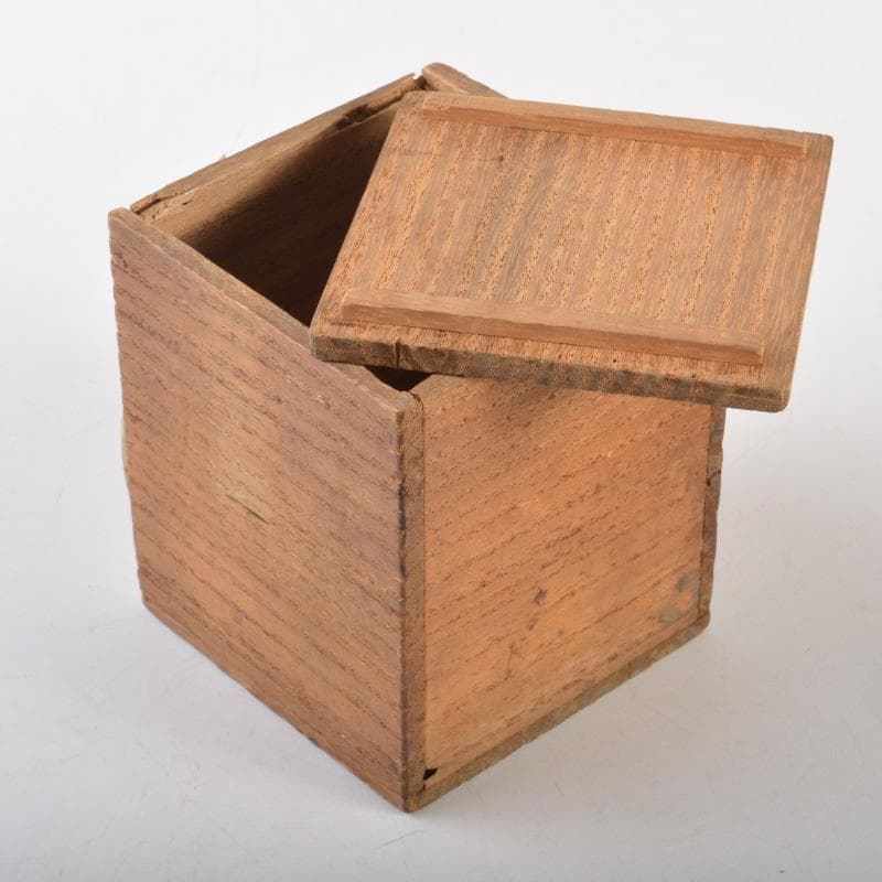 茶道具　塗師　中村宗哲作　朱塗　鶴松文　中棗　時代箱付　V　6508