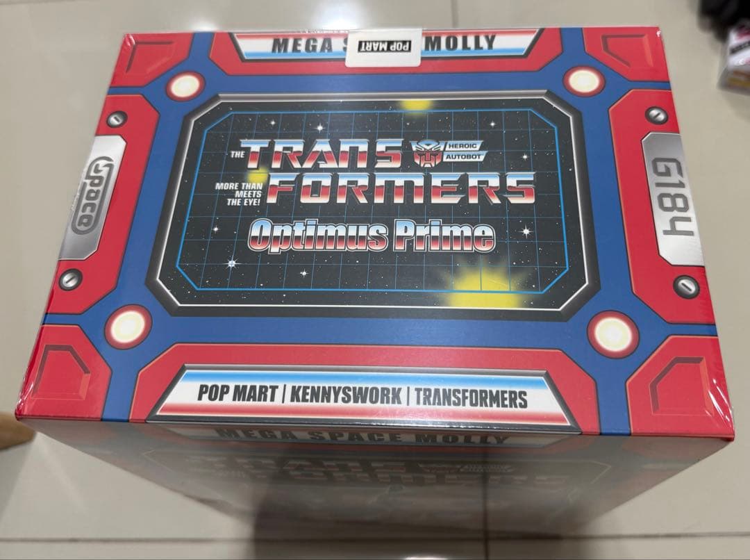 POP MART】トランスフォーマー Optimusポップマート 日本未発売品