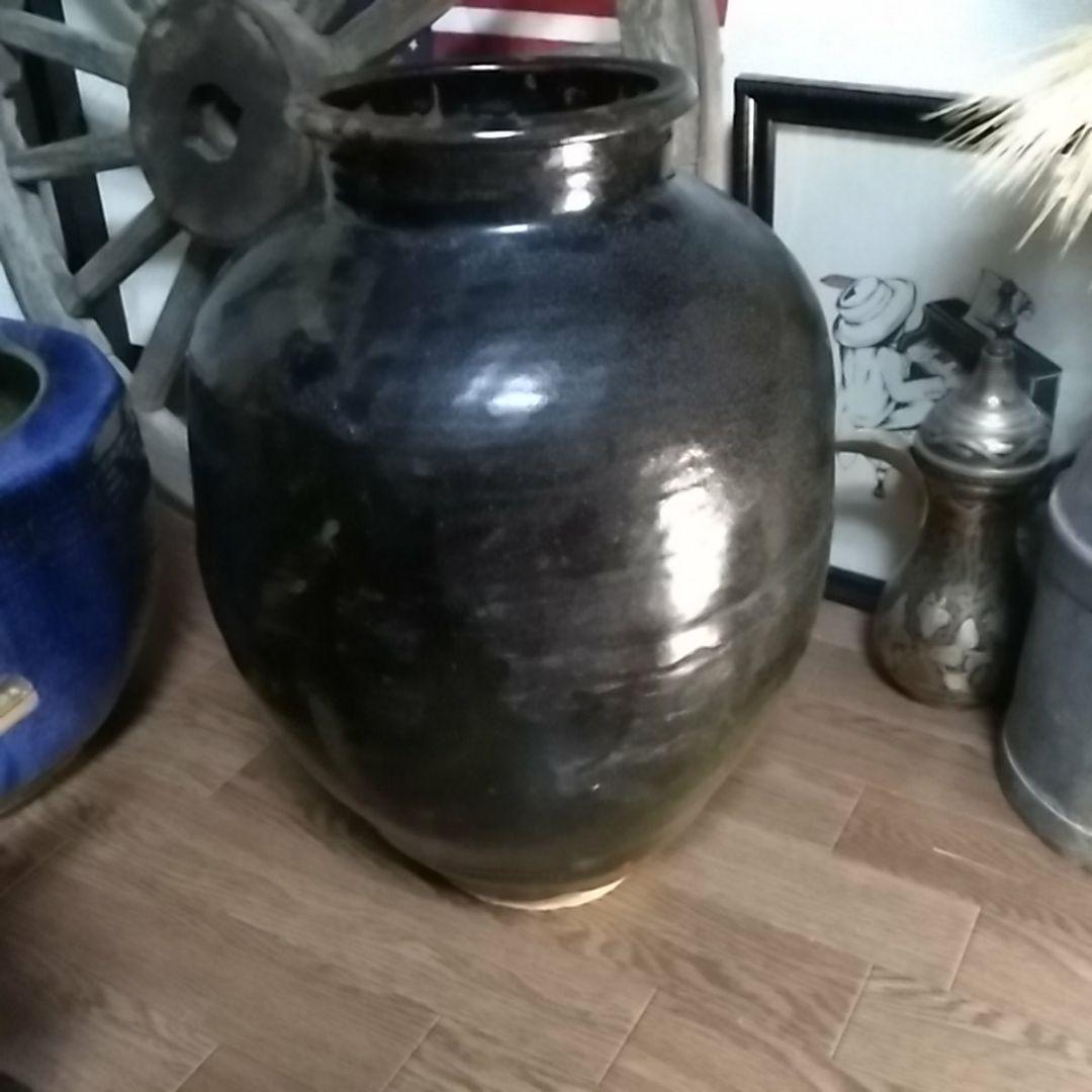 蔵出し大きな壺 高さが48センチ、
