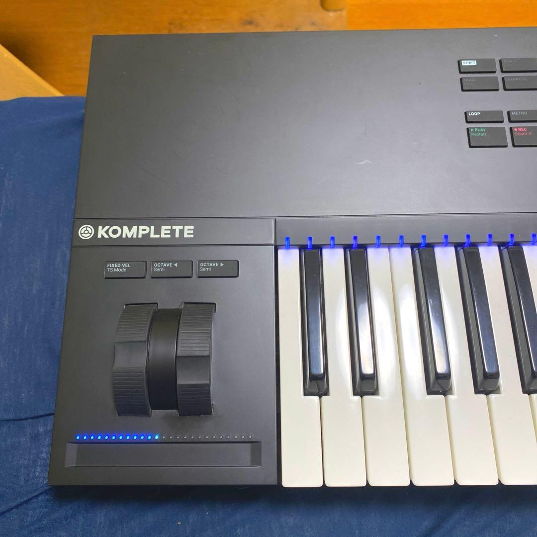 Y.Kさん専用)Komplete kontrol s61 mk2 (本体のみ)