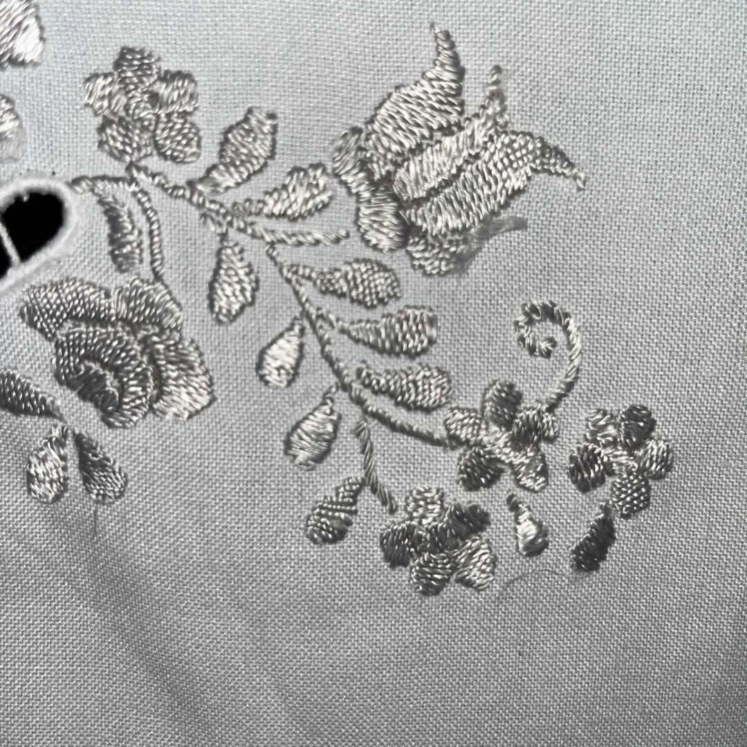 フランスアンティーク 花籠の刺繍 カットワーク 生地 S115