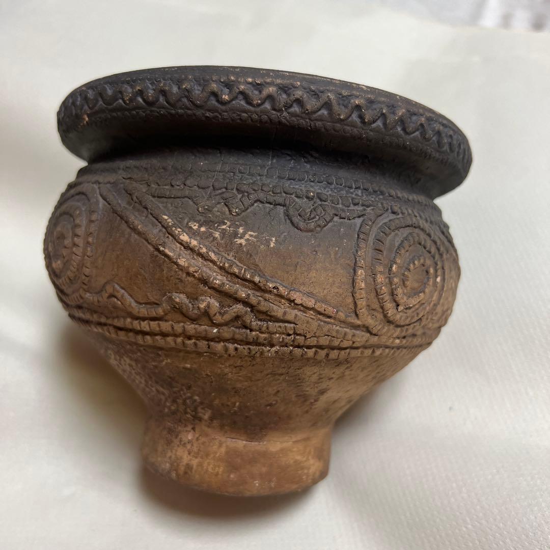 縄文時代の土器 爪形文鉢形土器（つめがたもんはちがた