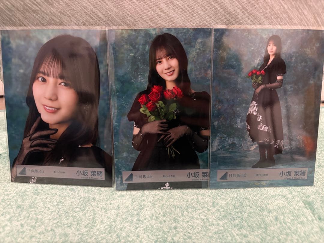 小坂菜緒 黒ドレス衣装 コンプ - メルカリ