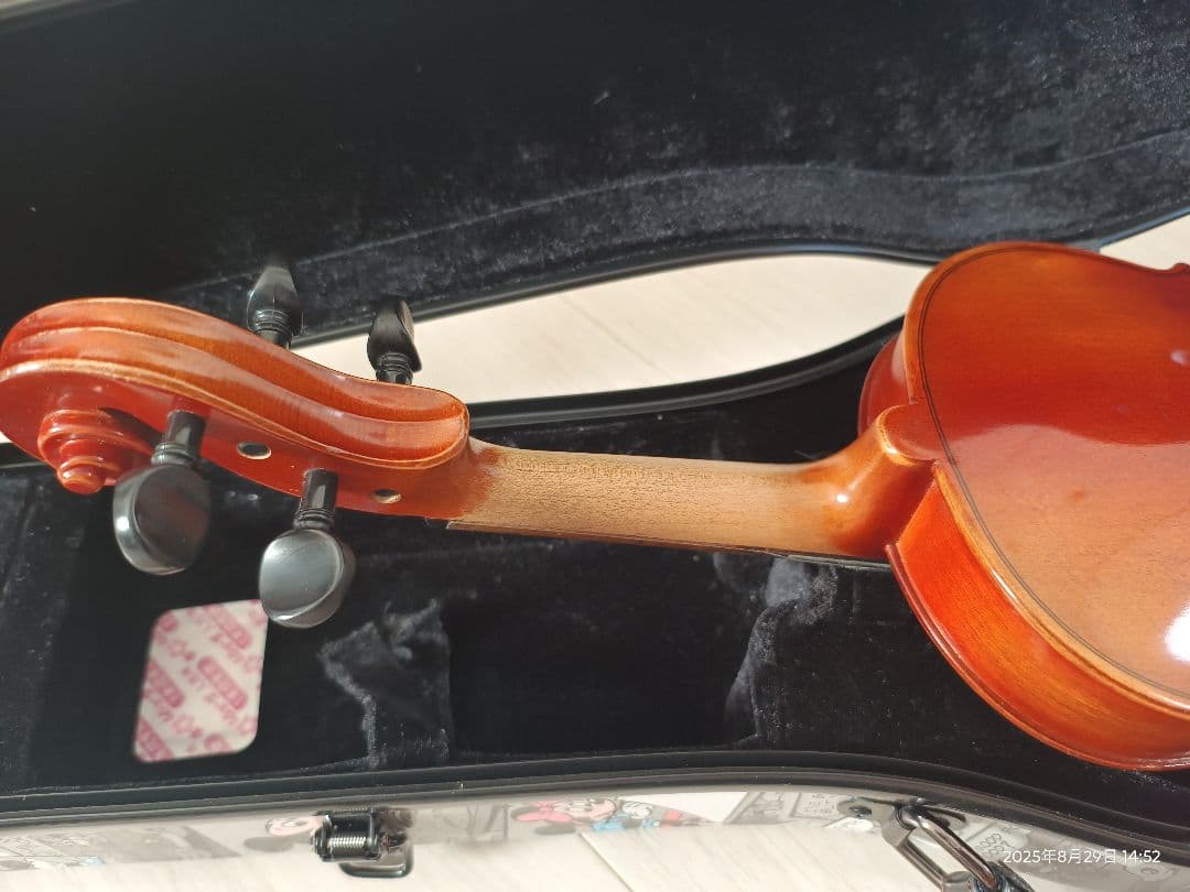 SUZUKI バイオリンとデザインケース付き詳しくは写真ご覧ください