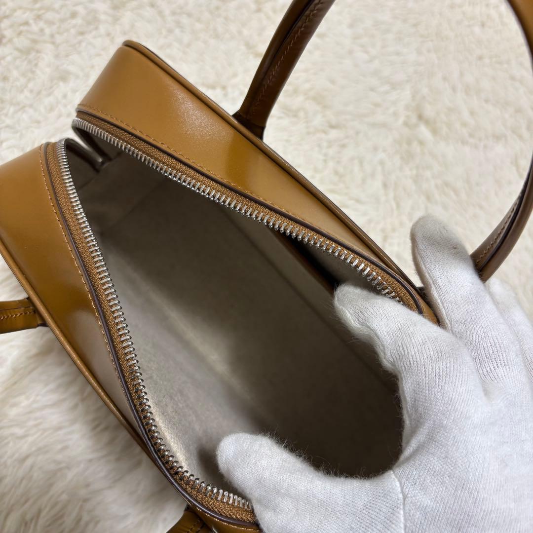 極美品✨TOUT Y EST SAC LOQUET SMALL ロケバッグ