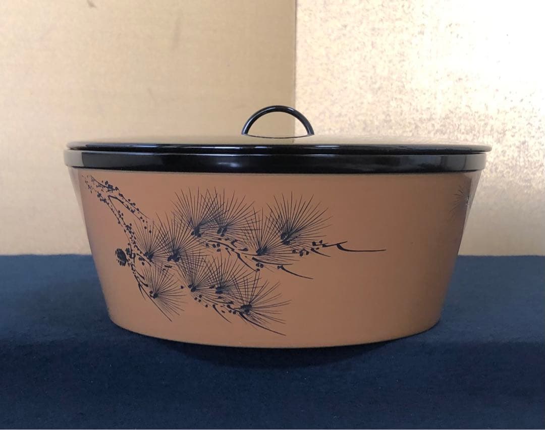 《R》輪島塗 松文彫 水指 人間国宝 前大峰 花押 底印 共箱 250826G2