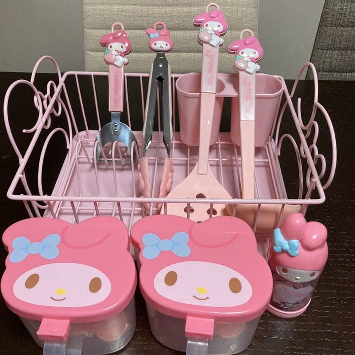 マイメロキッチングッズお玉ピーラートング調味料入れフライ返し