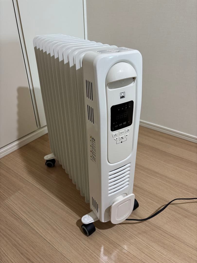 【美品】DBK オイルヒーター DRC131 ホワイト DBK オイルヒーター ハンガー付モデル DRC131 ホワイト | PCあきんど