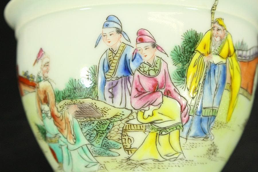 中国美術 粉彩色絵 宮廷人物紋 遊台 漆蓋碗 居仁堂製