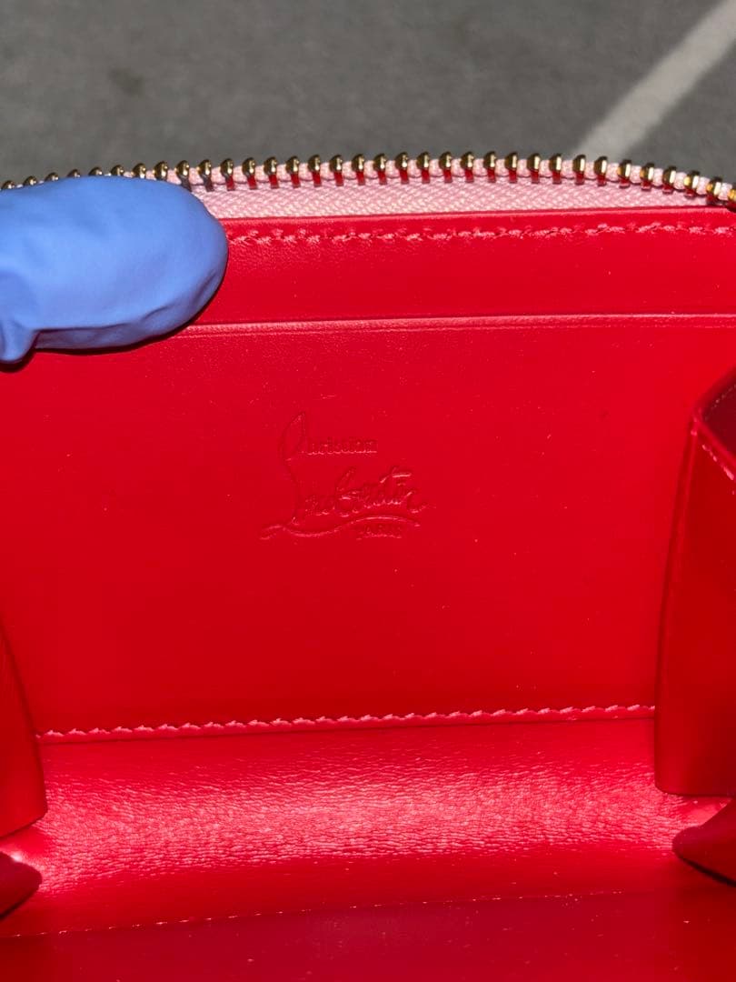 Christian Louboutin クリスチャンルブタン ケース