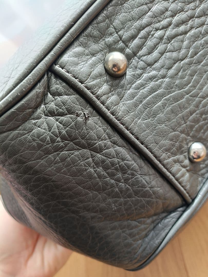 ペッレモルビダ シボ革 レザートートバッグ