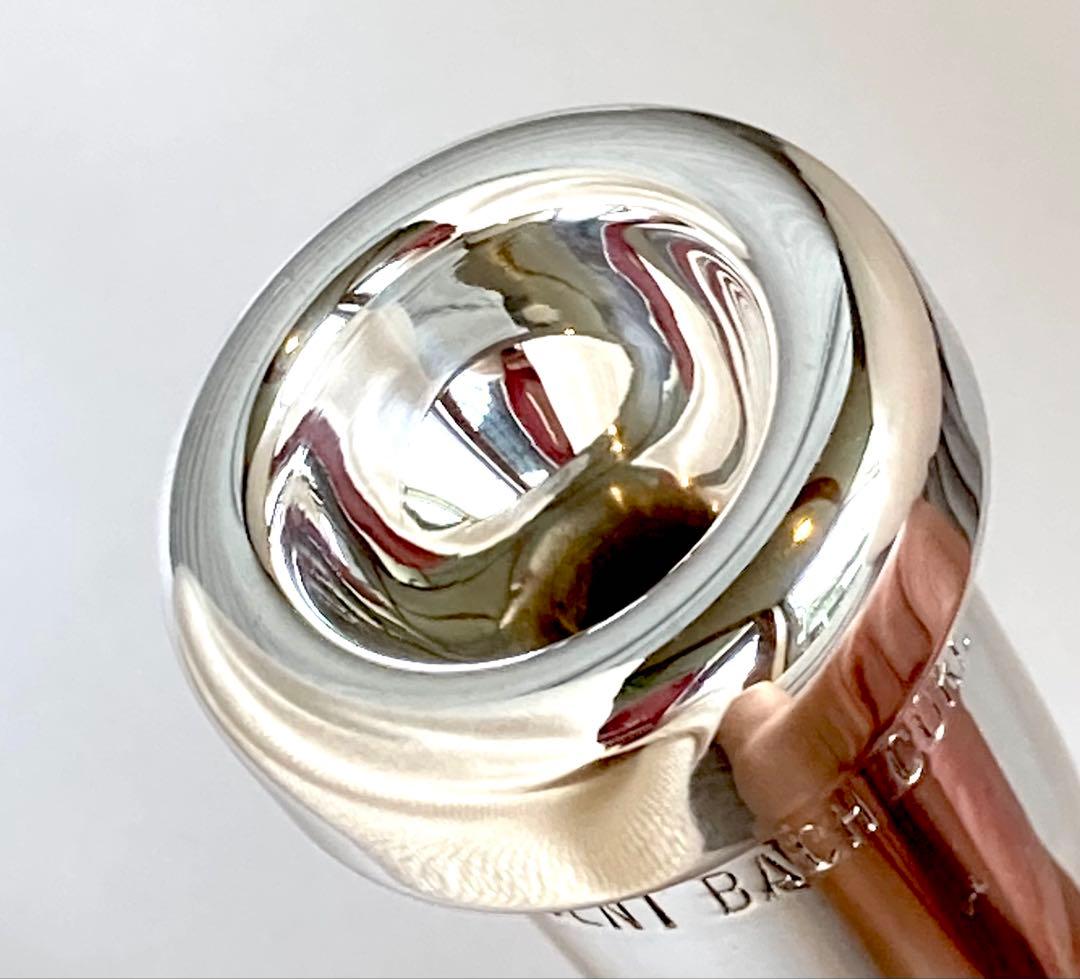 バックBACH★トランペットマウスピース5Bメガトーン★美品