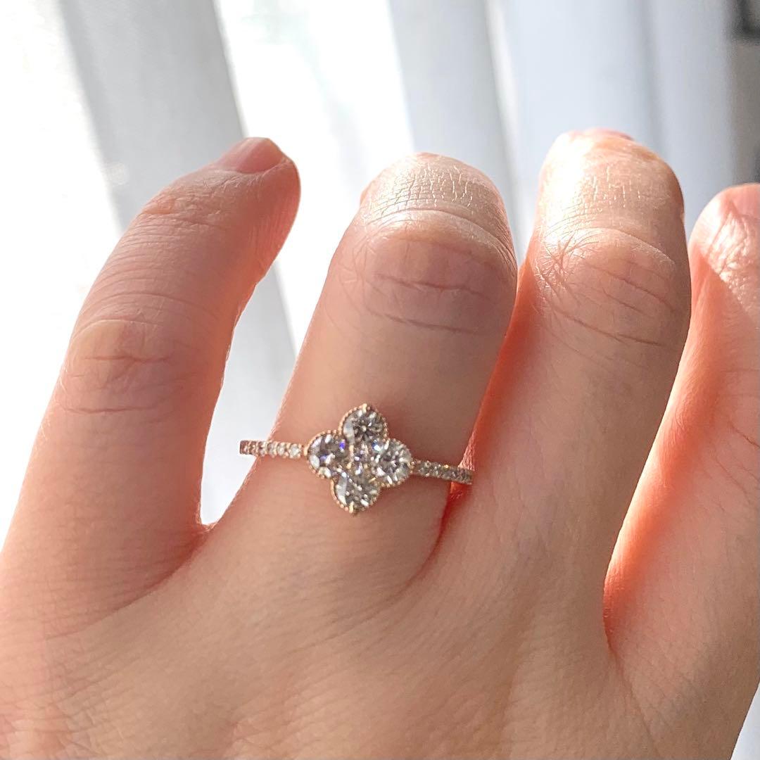 鑑別書付 K18PG 0.71ct四つ葉クローバーミル打ち天然ダイヤモンドリング