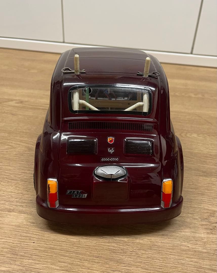 タミヤM01シャーシ電動FFラジコン　フィアットアバルトボディー