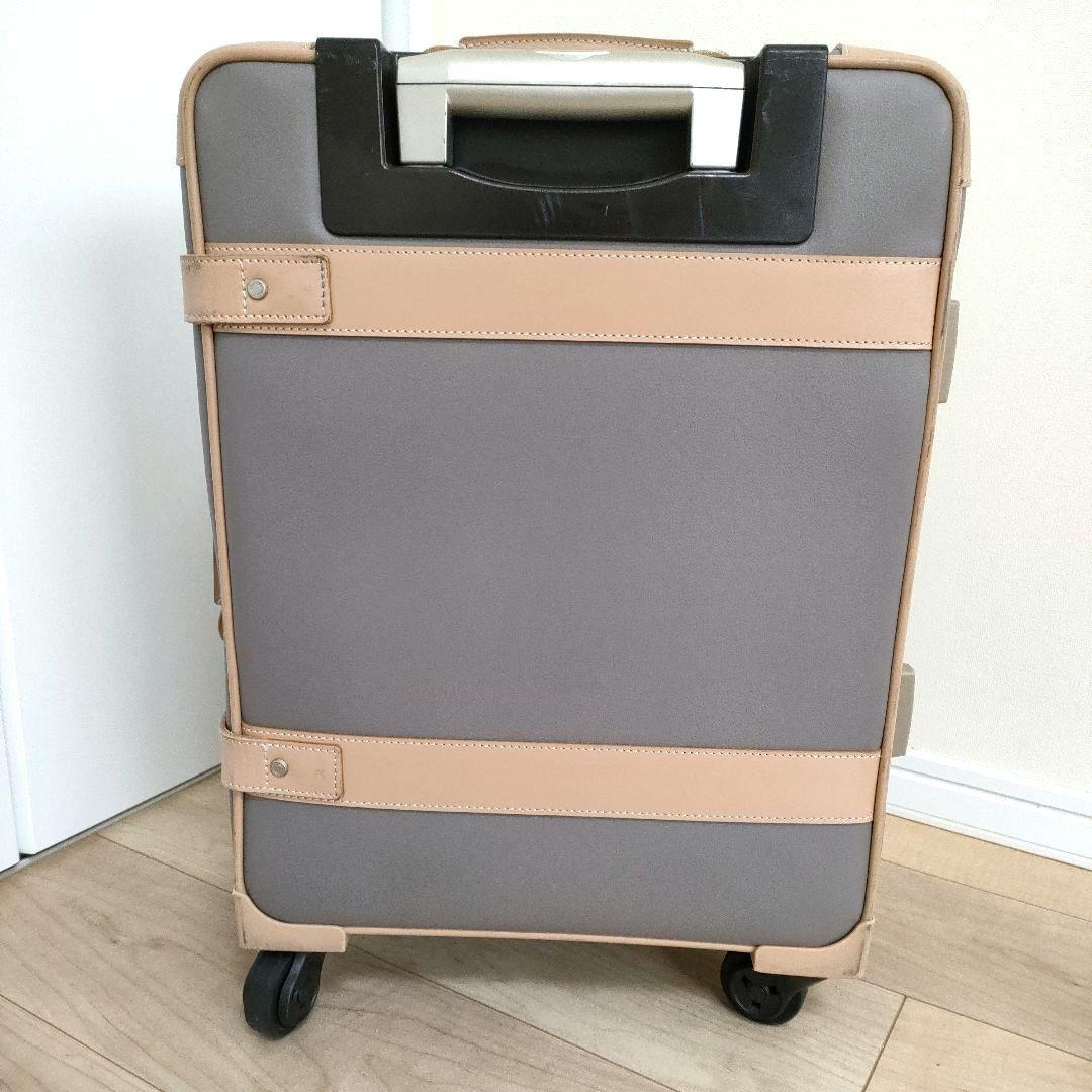 プロテカ ジーニオセンチュリーソフト グレージュ 機内持ち込み 28L