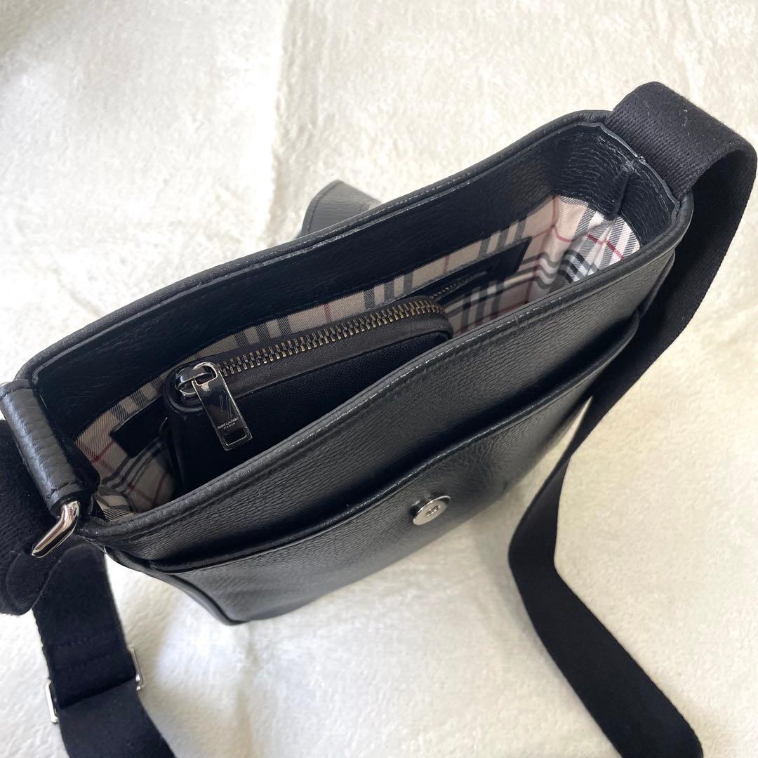 【美品】バーバリー ショルダーバッグ シボ革 ノバチェック オールレザー 黒