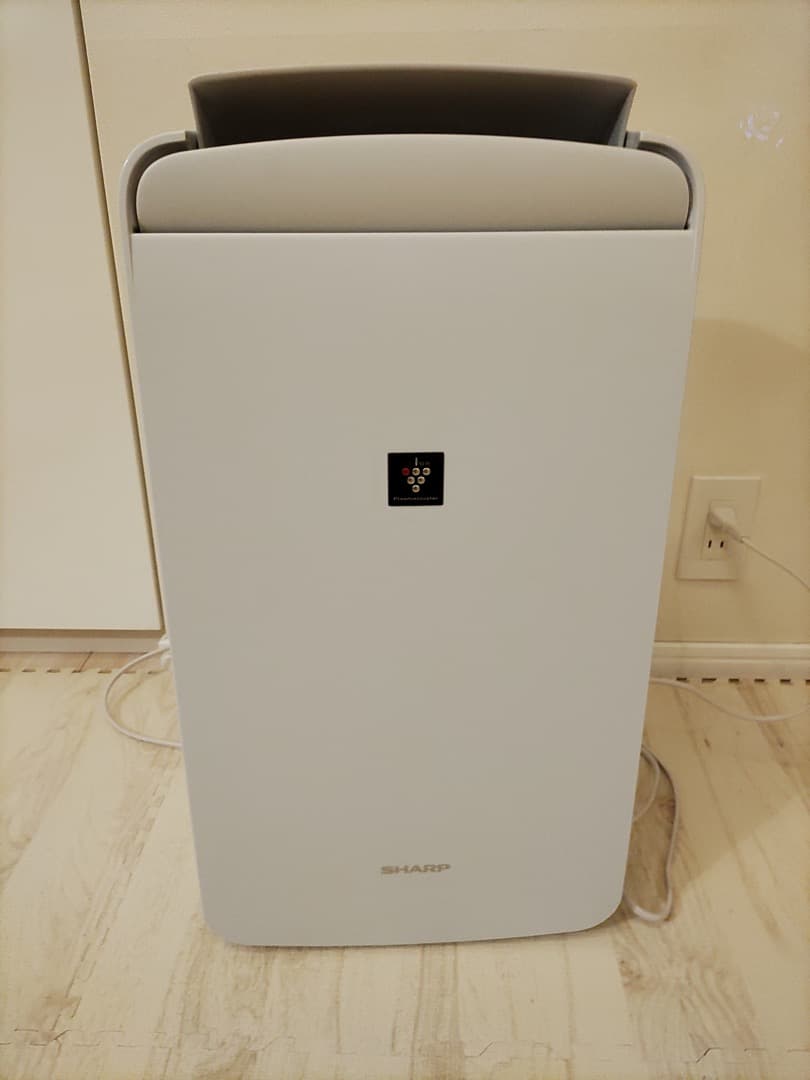 シャープ 衣類乾燥機 除湿機 プラズマクラスター CM-J100-W