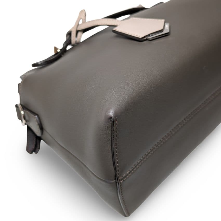 【極美品】FENDI バイザウェイミディアム　グレー ショルダーバッグ