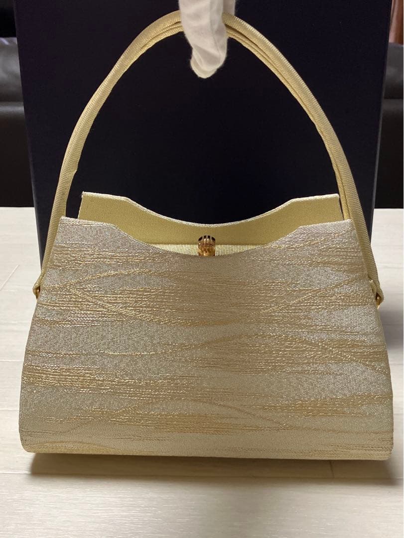 《未使用》和装バッグ　ハンドバッグ　帯地　ゴールド
