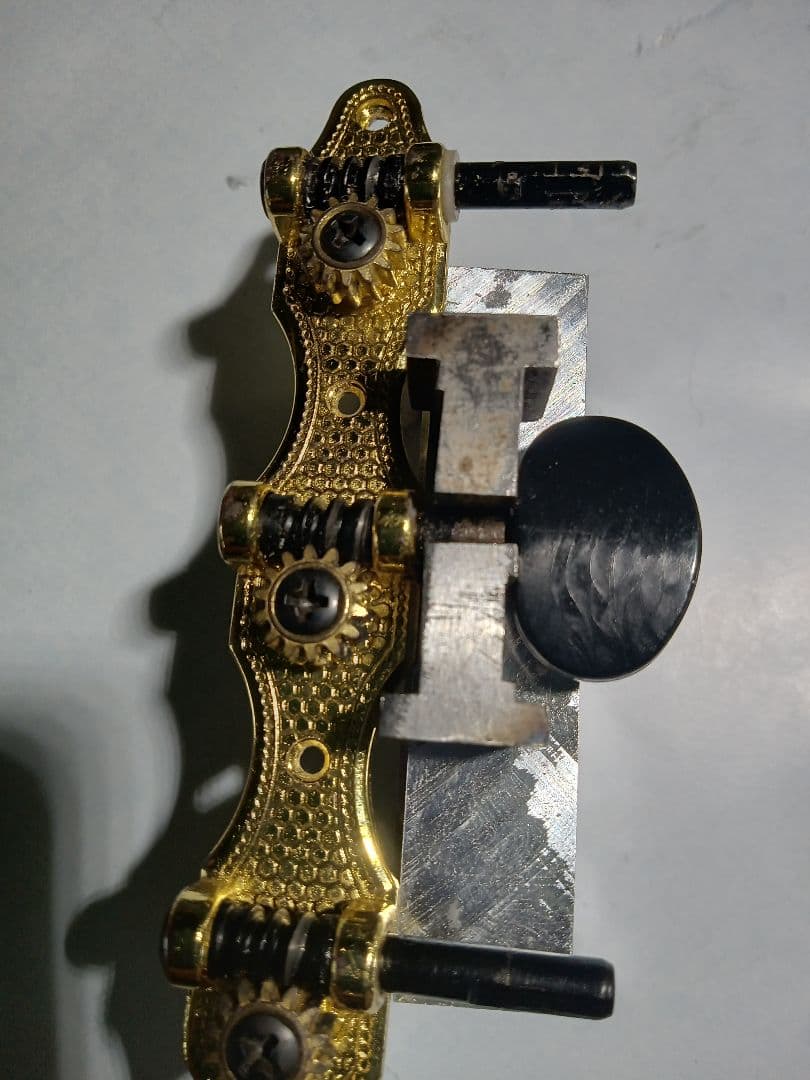 ギターペグ 曲がり修正治具 製作