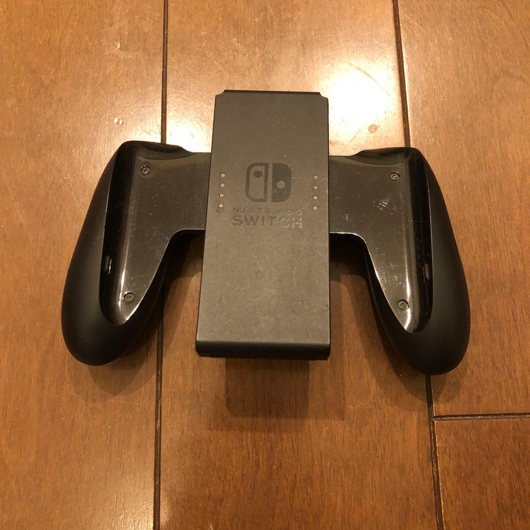 Nintendo Switch 本体 + 付属品（ジョイコンを除く）