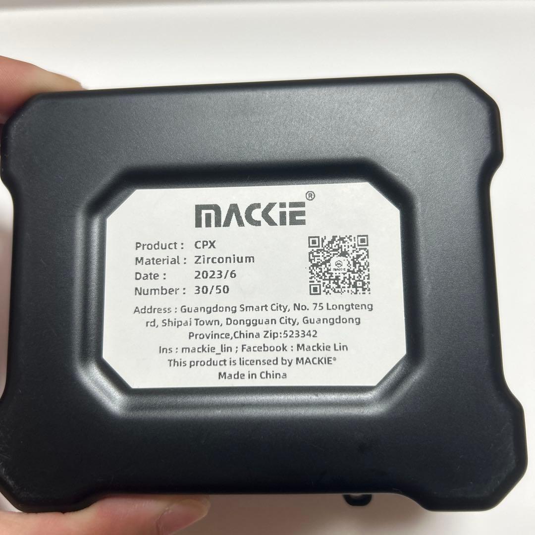 Mackie CPX フィジェットトイ