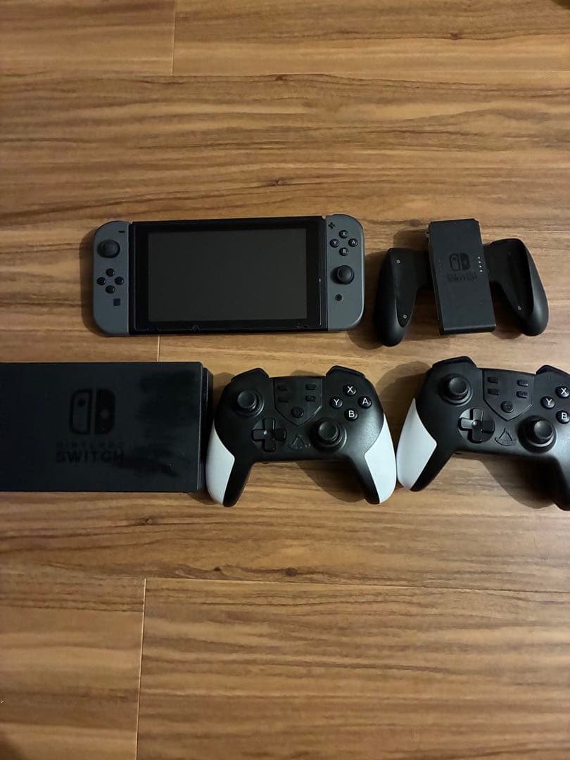 Switch本体、コントローラー