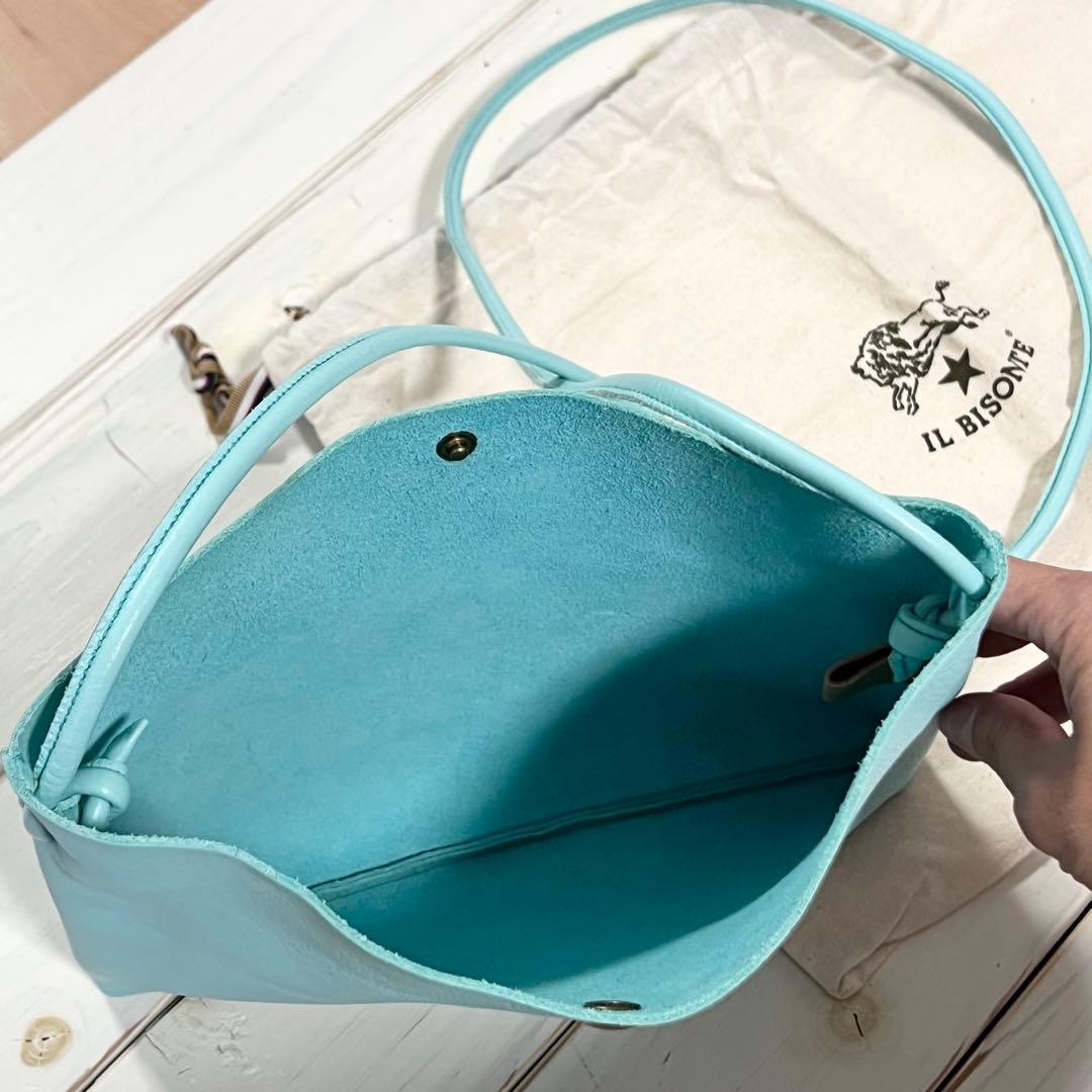 イルビゾンテ 本革クロスボディバック　限定カラー シーウォーター