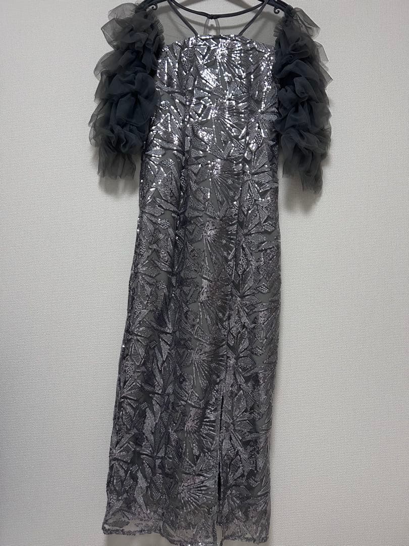 LEJA チュールフリルスリーブスパンコールIラインワンピースドレス