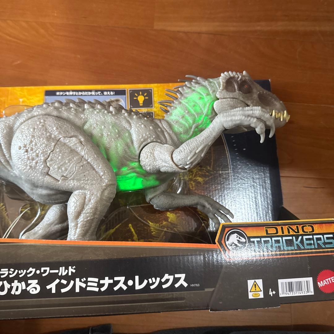 ジュラシック・ワールド ティレックス　インドミナスレックス