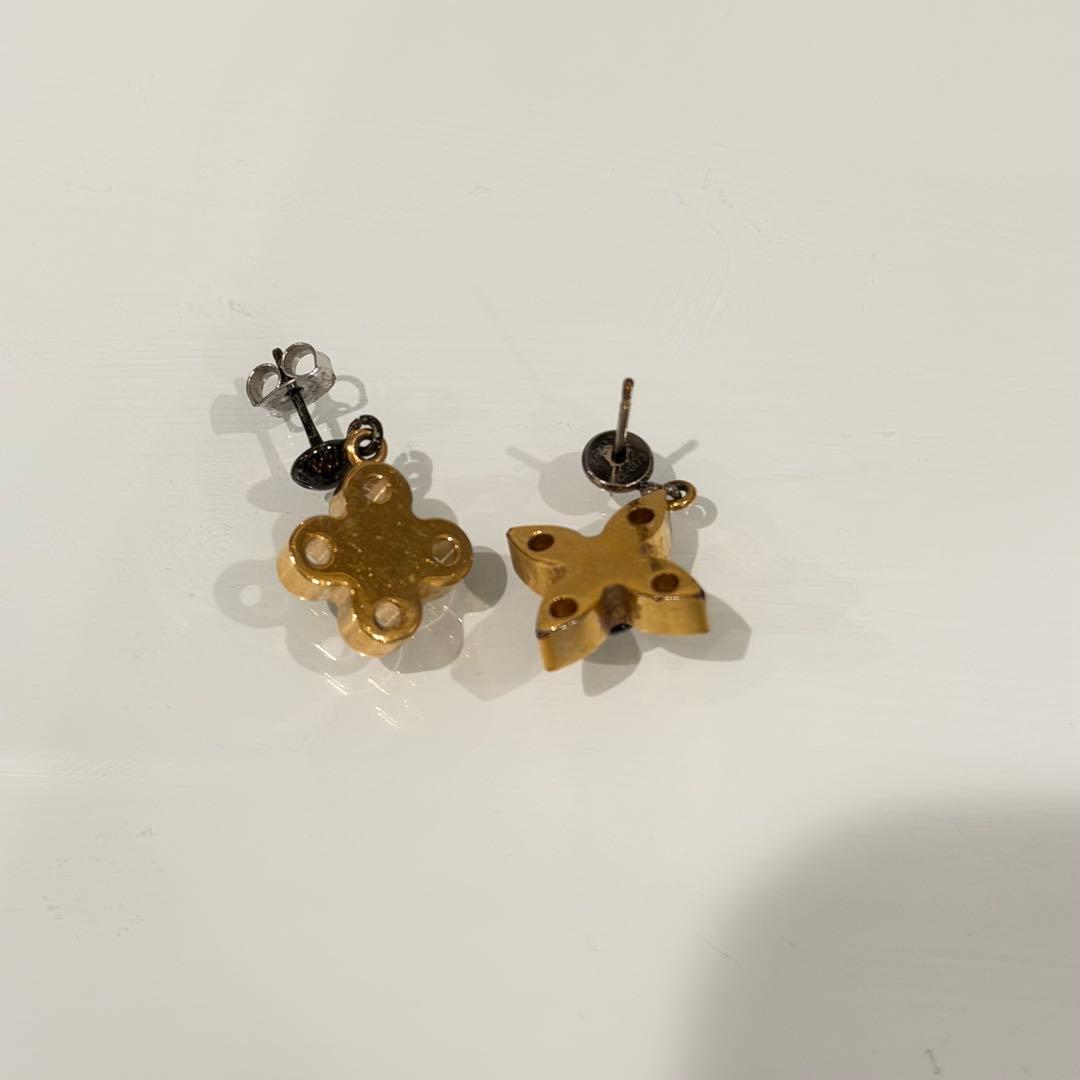 ルイヴィトン ピアスセット ブックルドレイユ ハイドアンドシーク