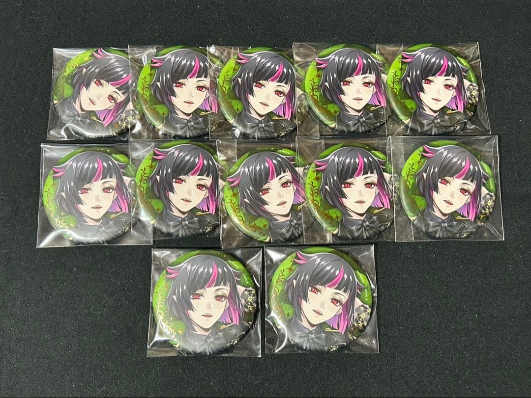 ツイステ ブレイジングジュエル リリア 缶バッジ - メルカリ