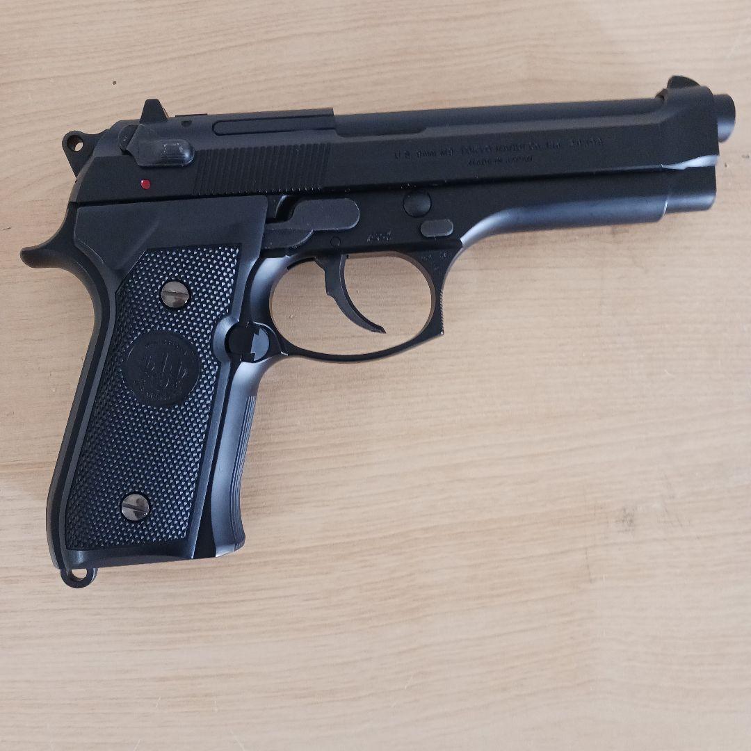 東京マルイM92Fガスブローバックミリタリーモデル　18歳以上ガスガン